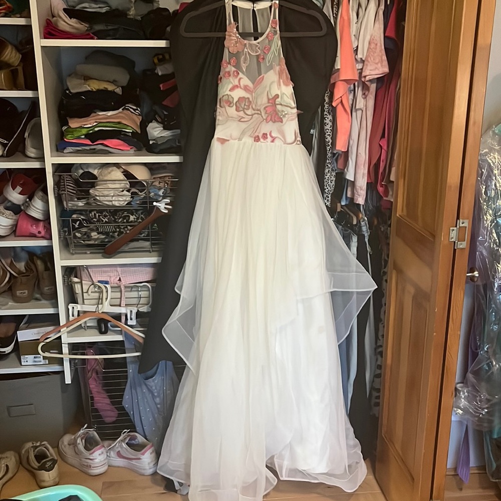White tool full length prom dress